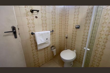 Casa para alugar com 456m², 6 quartos e 5 vagasBanheiro Social 1