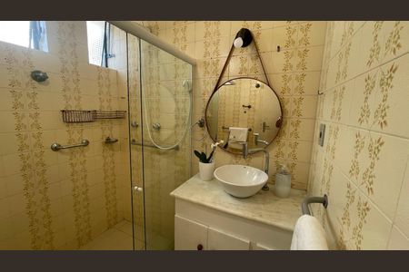 Casa para alugar com 456m², 6 quartos e 5 vagasBanheiro Social 1