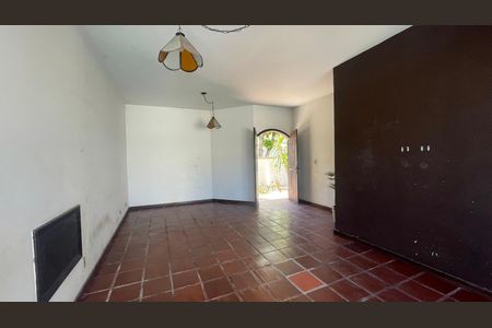 Casa para alugar com 456m², 6 quartos e 5 vagasSala