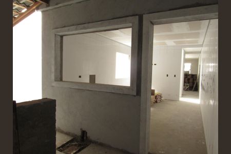 Casa à venda com 140m², 3 quartos e 4 vagasÁrea de Serviço - Churrasqueira