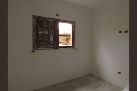Casa à venda com 140m², 3 quartos e 4 vagasSuíte 2