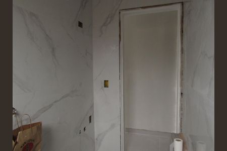 Casa à venda com 140m², 3 quartos e 4 vagasBanheiro da Suíte 1