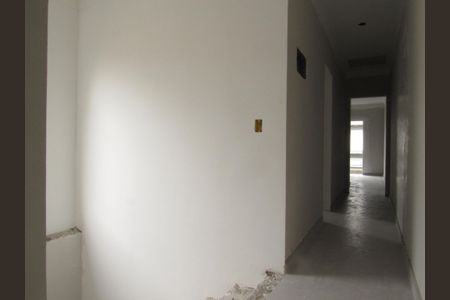 Casa à venda com 140m², 3 quartos e 4 vagasCorredor