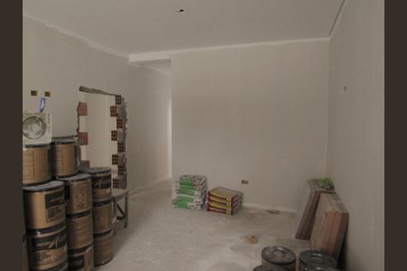 Sala de casa à venda com 3 quartos, 140m² em Jardim das Flores, Osasco