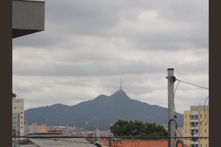 Casa à venda com 140m², 3 quartos e 4 vagasSuíte 3 - Varanda - Vista