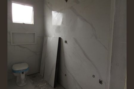 Casa à venda com 140m², 3 quartos e 4 vagasBanheiro da Suíte 3