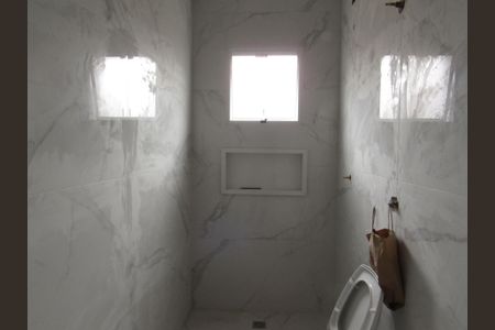 Casa à venda com 140m², 3 quartos e 4 vagasBanheiro da Suíte 1