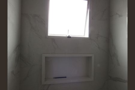 Casa à venda com 140m², 3 quartos e 4 vagasBanheiro da Suíte 1