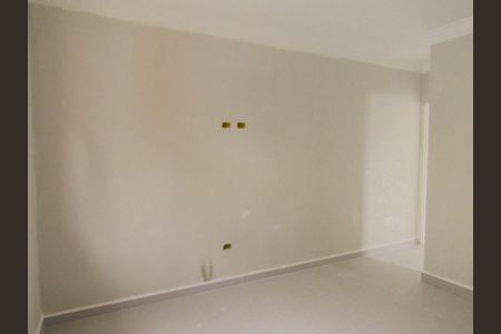 Casa à venda com 140m², 3 quartos e 4 vagasSuíte 2