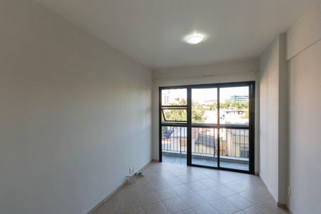 Sala de apartamento para alugar com 2 quartos, 60m² em Praça da Bandeira, Rio de Janeiro