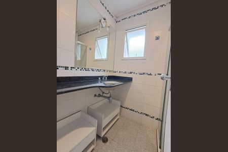 Banheiro de apartamento à venda com 1 quarto, 42m² em Pompeia, São Paulo