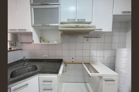 Apartamento para alugar com 92m², 2 quartos e 2 vagasCozinha