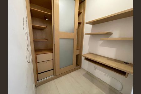 Apartamento para alugar com 92m², 2 quartos e 2 vagasEscritório