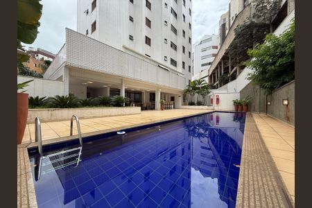 Apartamento à venda com 114m², 4 quartos e 3 vagasÁrea externa