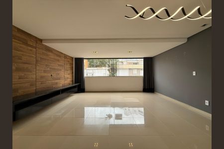 Apartamento à venda com 114m², 4 quartos e 3 vagasSala