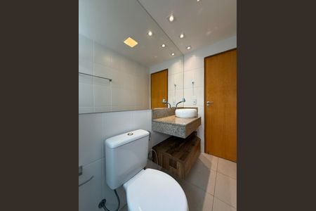 Apartamento à venda com 114m², 4 quartos e 3 vagasBanheiro