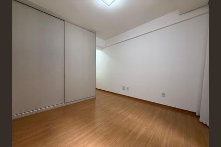 Apartamento à venda com 114m², 4 quartos e 3 vagasQuarto