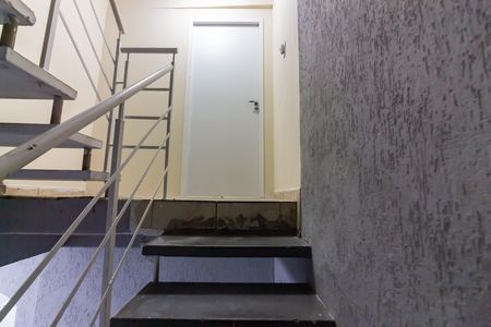 Hall de Entrada de casa para alugar com 1 quarto, 60m² em Jardim Primeiro de Maio (chacara Fazendinha), Osasco