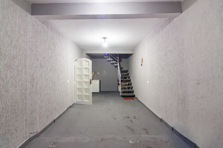 Garagem de casa para alugar com 1 quarto, 60m² em Jardim Primeiro de Maio (chacara Fazendinha), Osasco