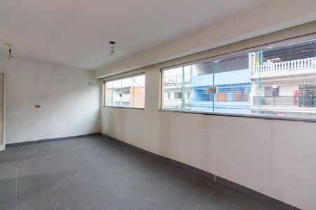 Casa para alugar com 60m², 1 quarto e 1 vagaComodo 