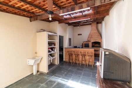 Casa à venda com 250m², 3 quartos e 4 vagasÁrea Gourmet