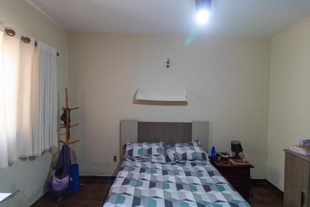 Casa à venda com 250m², 3 quartos e 4 vagasQuarto 01