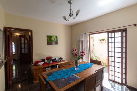 Casa à venda com 250m², 3 quartos e 4 vagasSala de Jantar