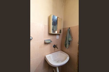 Casa à venda com 250m², 3 quartos e 4 vagasv