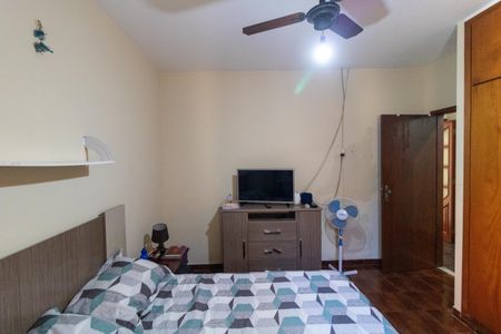 Casa à venda com 250m², 3 quartos e 4 vagasQuarto 01