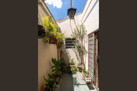 Casa à venda com 250m², 3 quartos e 4 vagasÁrea de Luz