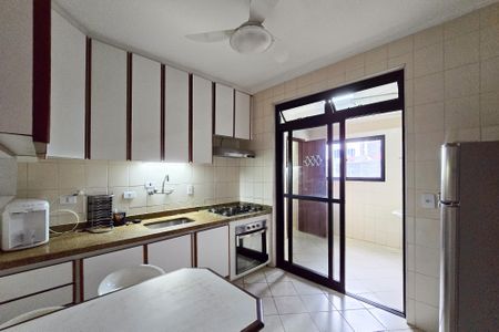 Apartamento para alugar com 98m², 3 quartos e 2 vagasCozinha