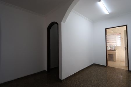 Casa à venda com 135m², 4 quartos e 2 vagasCopa