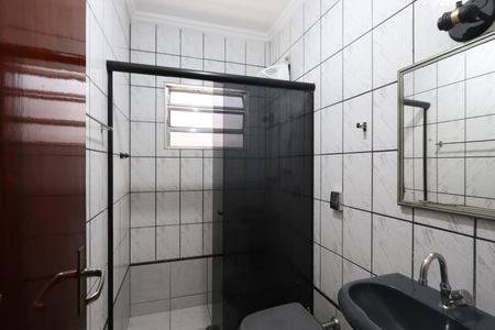 Casa à venda com 135m², 4 quartos e 2 vagasBanheiro Social