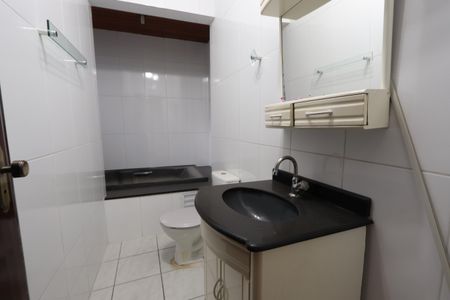 Casa à venda com 135m², 4 quartos e 2 vagasBanheiro da Suíte