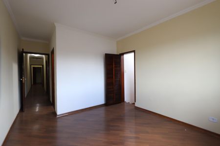 Casa à venda com 135m², 4 quartos e 2 vagasSuíte