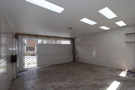 Casa à venda com 135m², 4 quartos e 2 vagasGaragem