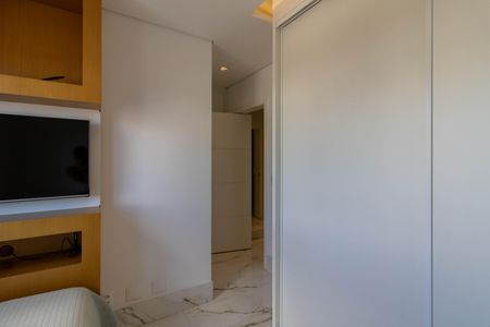 Apartamento à venda com 202m², 3 quartos e 4 vagasSuíte 3