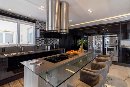 Apartamento à venda com 202m², 3 quartos e 4 vagasCozinha