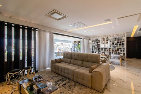 Apartamento à venda com 202m², 3 quartos e 4 vagasSala