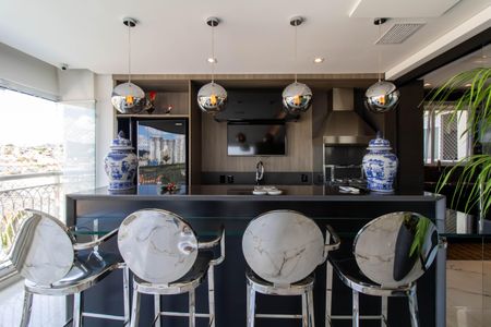 Apartamento à venda com 202m², 3 quartos e 4 vagasVaranda Gourmet