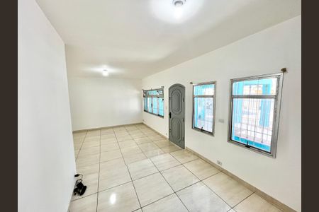 Casa para alugar com 100m², 3 quartos e 2 vagasSala