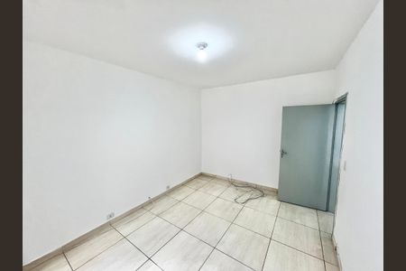 Casa para alugar com 100m², 3 quartos e 2 vagasQuarto 2
