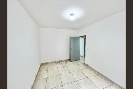 Casa para alugar com 100m², 3 quartos e 2 vagasQuarto 2