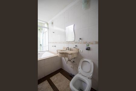 Banheiro Suíte  de casa à venda com 1 quarto, 230m² em Chácara Agrindus, Taboão da Serra