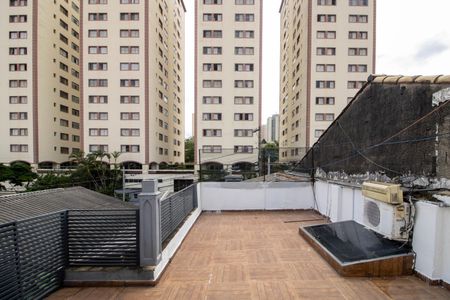 Casa à venda com 230m², 1 quarto e 2 vagasChurrasqueira