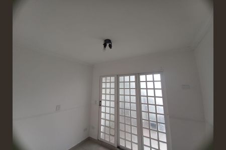 Casa à venda com 2 quartos, 230m² em Chácara Agrindus, Taboão da Serra