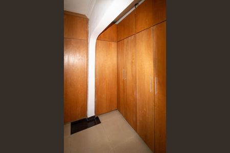 Suíte Armários de casa à venda com 1 quarto, 230m² em Chácara Agrindus, Taboão da Serra