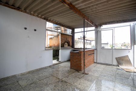 Casa à venda com 230m², 1 quarto e 2 vagasChurrasqueira