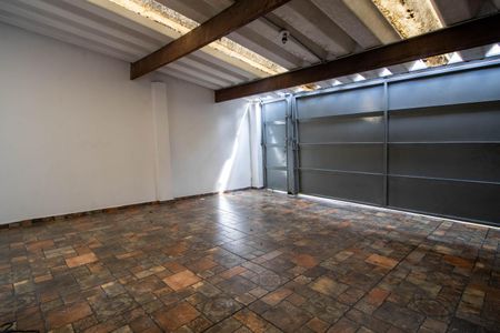 Casa à venda com 230m², 1 quarto e 2 vagasGaragem