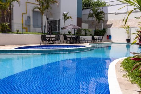 Apartamento para alugar com 48m², 2 quartos e 1 vagaÁrea comum - Piscina